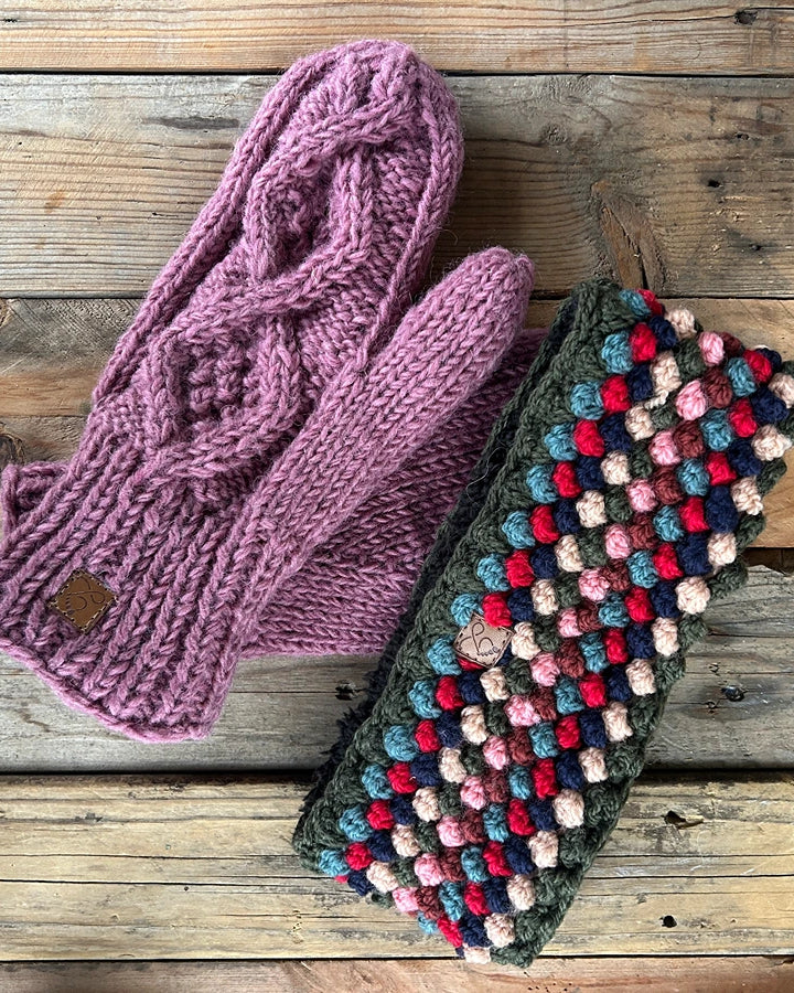 Knitted purple glove and multicolored textured headband