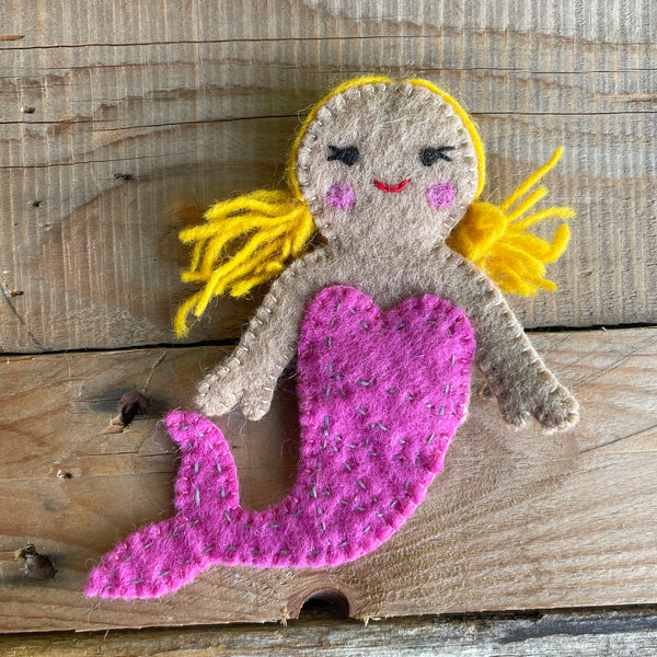 mermaid finger puppet